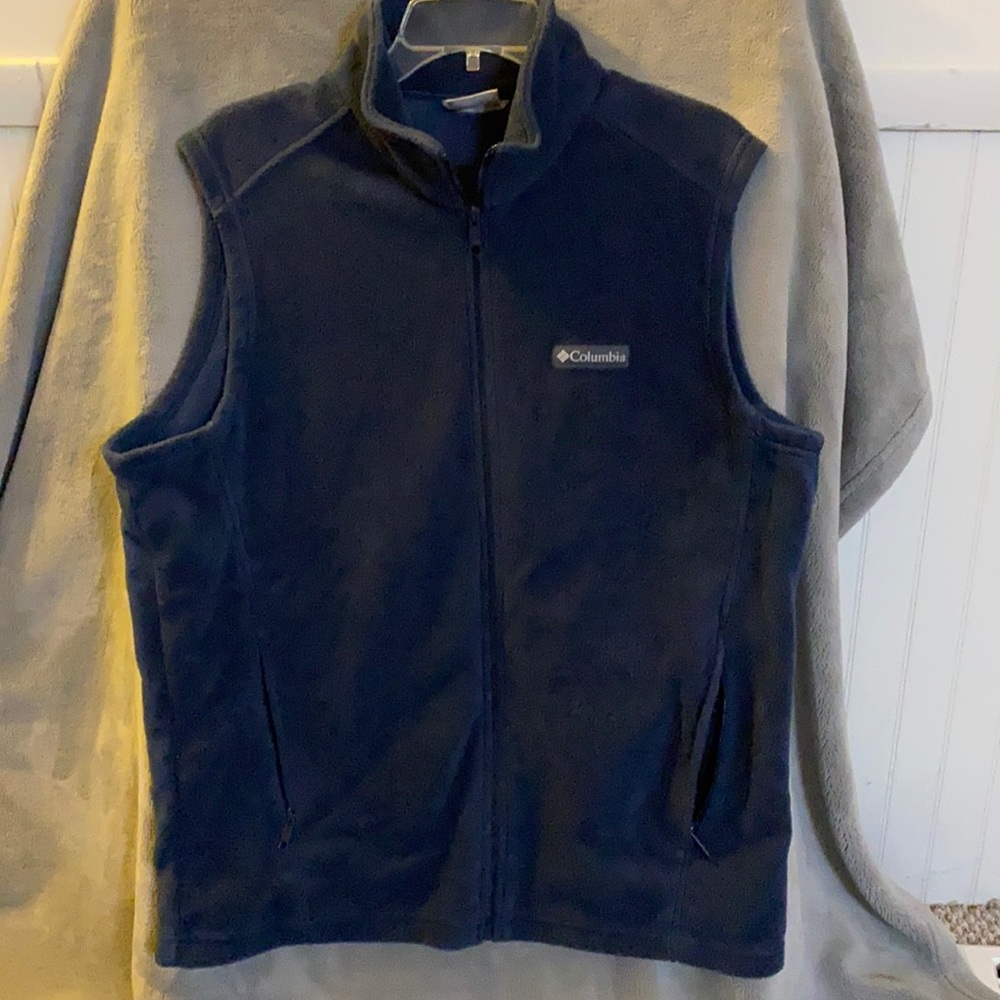 Men’s Columbia Vest (dark blue)